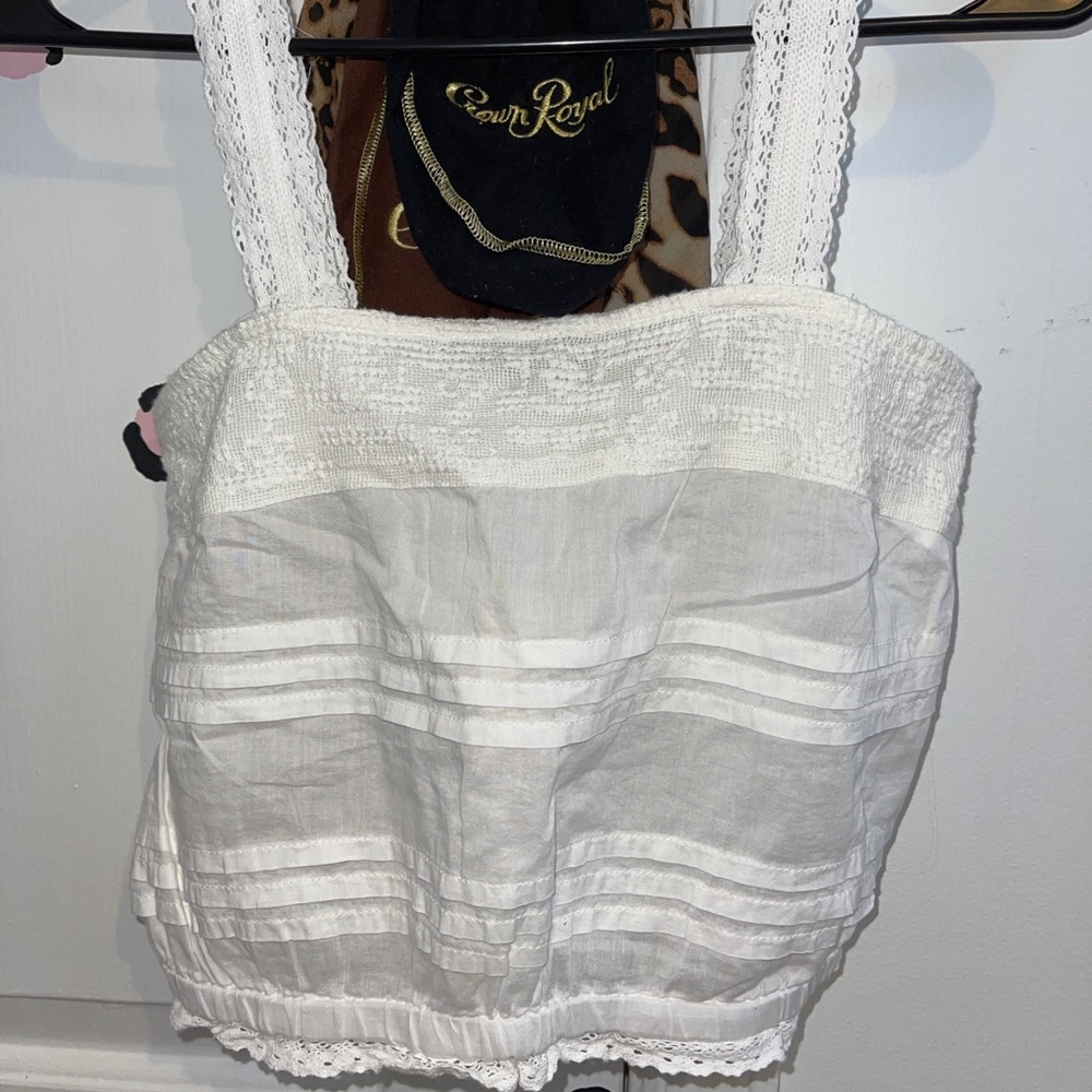 aeropostale crop top!